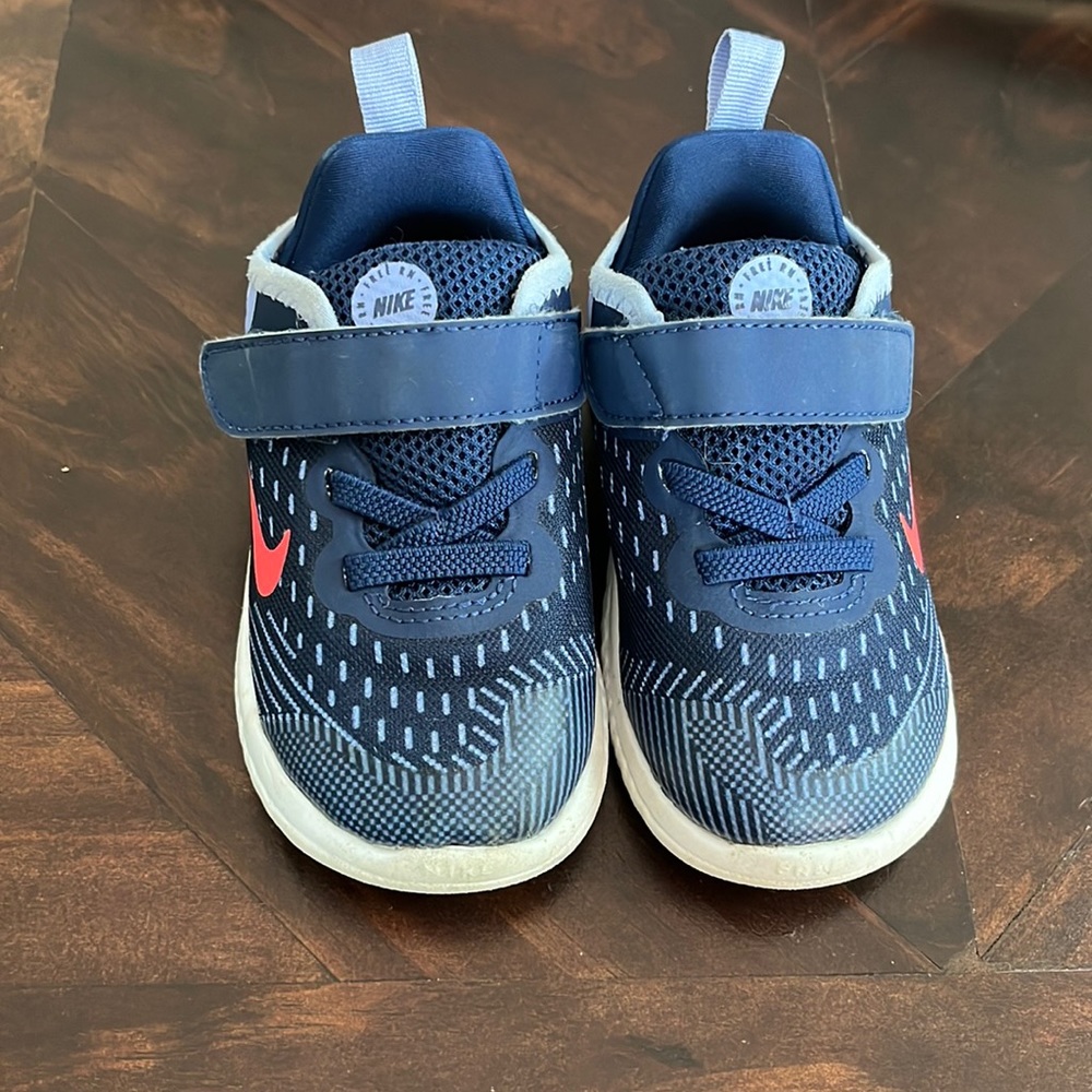 PS Nikes